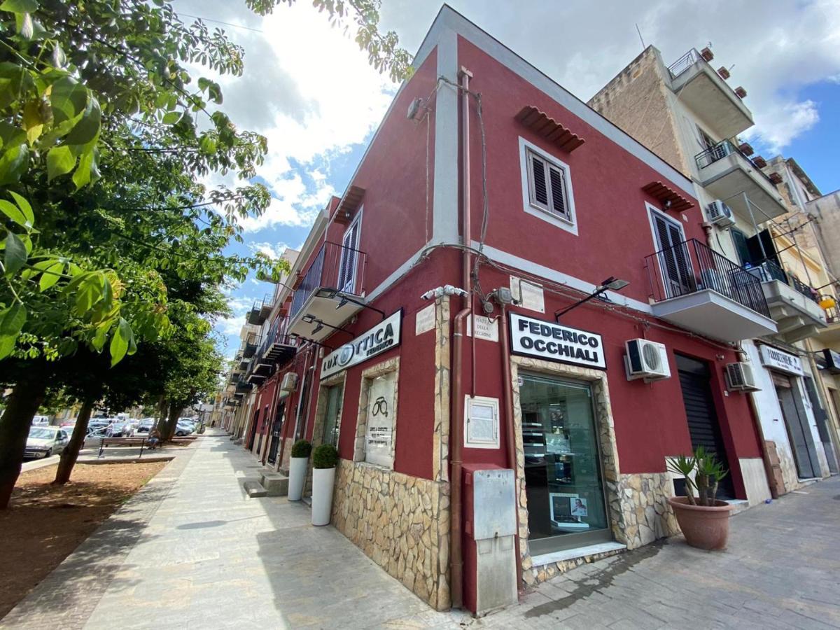 B&B Gloria Villabate Bagian luar foto