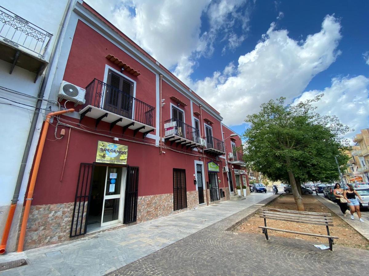 B&B Gloria Villabate Bagian luar foto